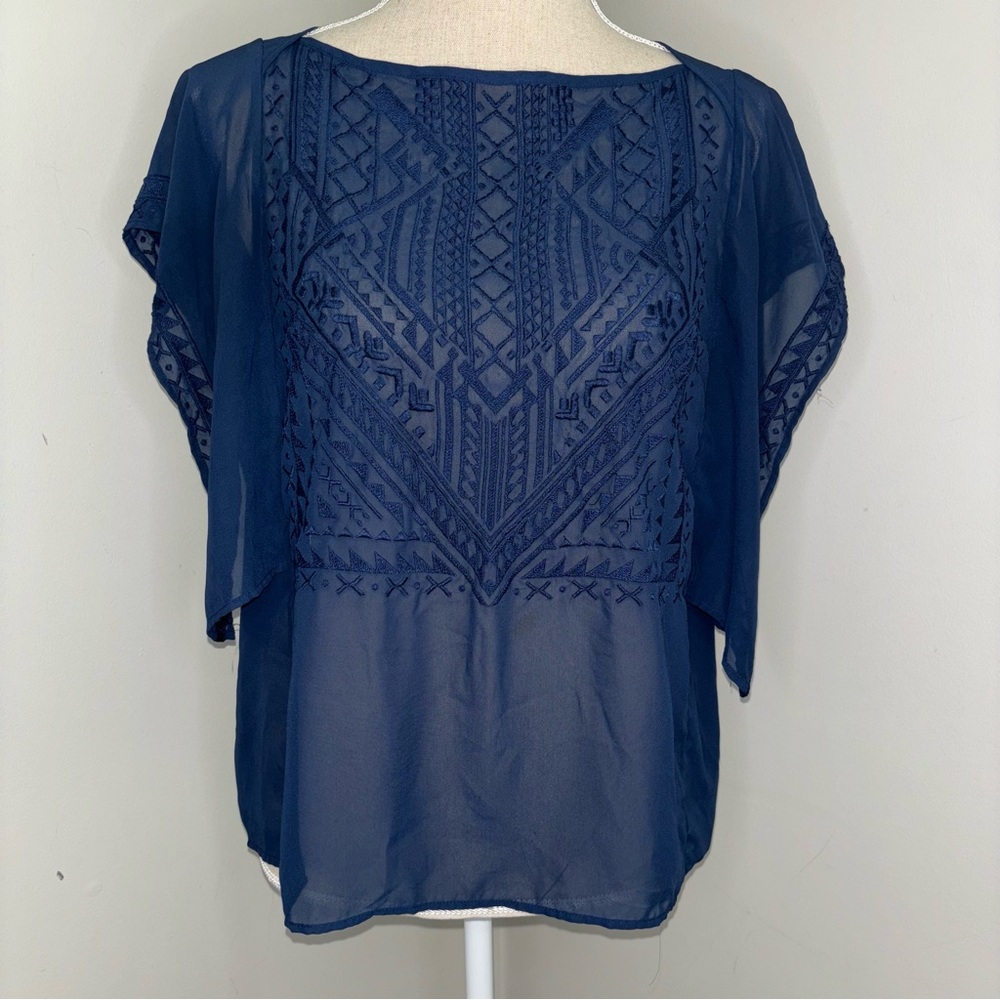 Banana Republic sheer navy blue embroidered flutter sleeve top blouse size Small